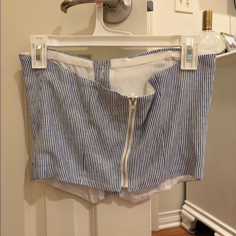Strapless top - Picture 2 of 2